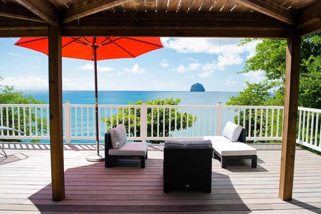 Turquoise Apartment Le Diamant Exterior photo